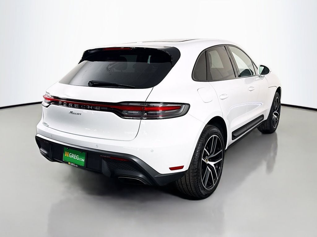 2023 Porsche Macan Base