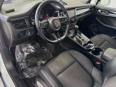 2023 Porsche Macan Base