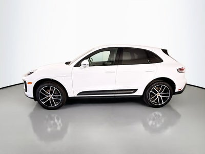 2023 Porsche Macan Base