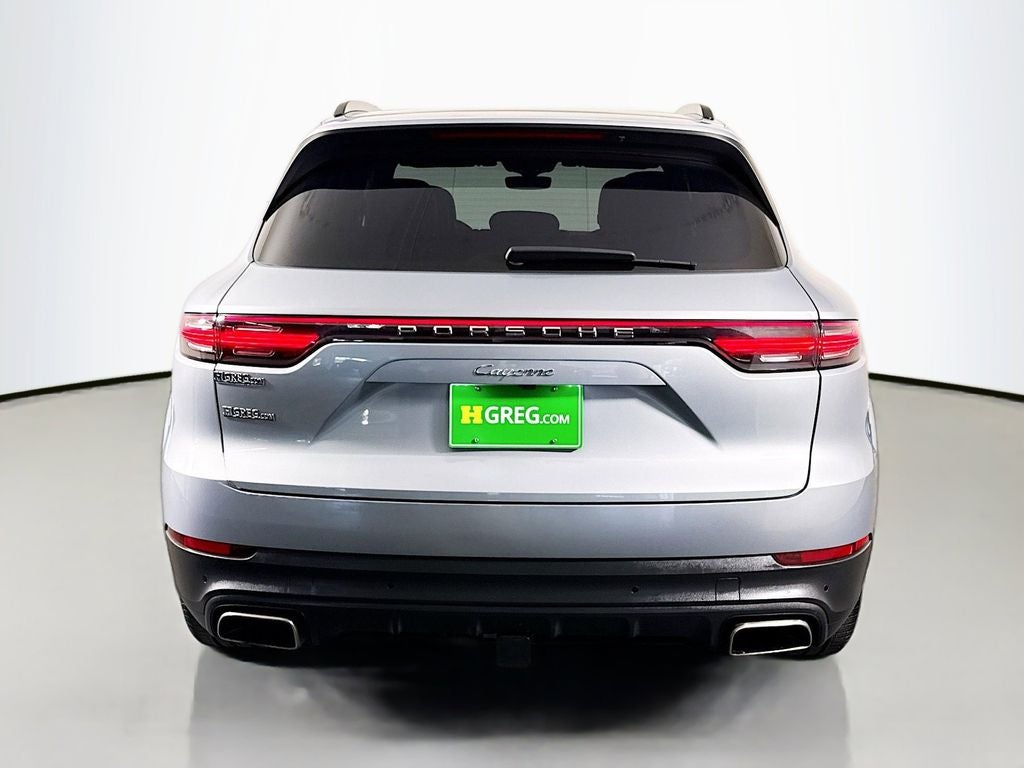 2023 Porsche Cayenne Platinum Edition