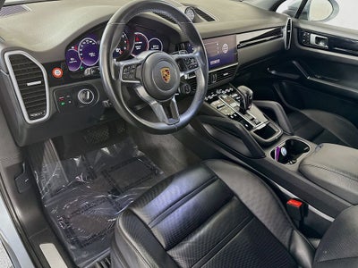 2023 Porsche Cayenne Platinum Edition