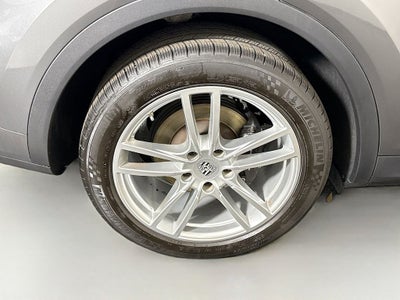 2023 Porsche Cayenne Base
