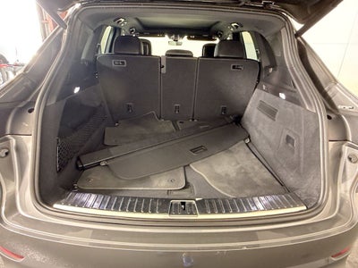 2023 Porsche Cayenne Base