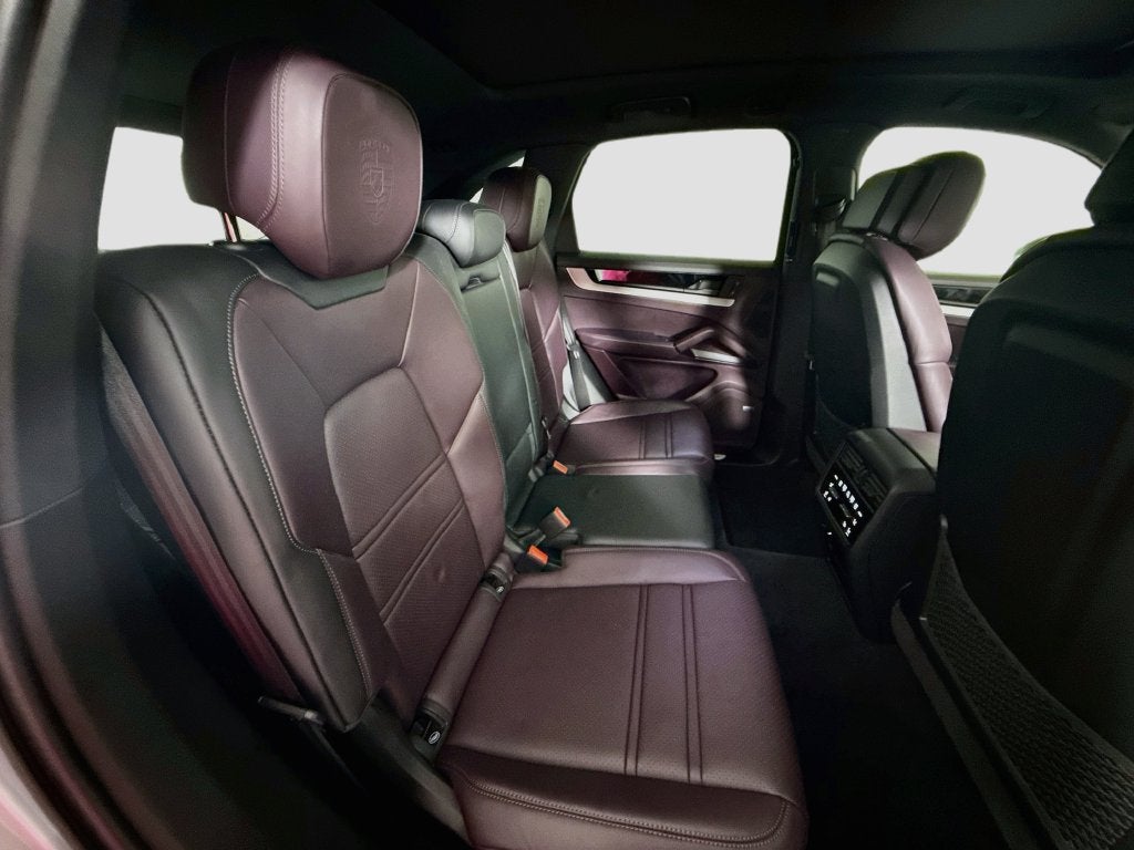 2024 Porsche Cayenne Base