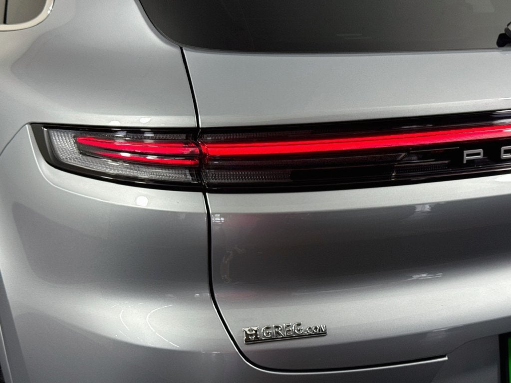 2024 Porsche Cayenne Base