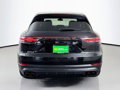 2023 Porsche Cayenne Platinum Edition