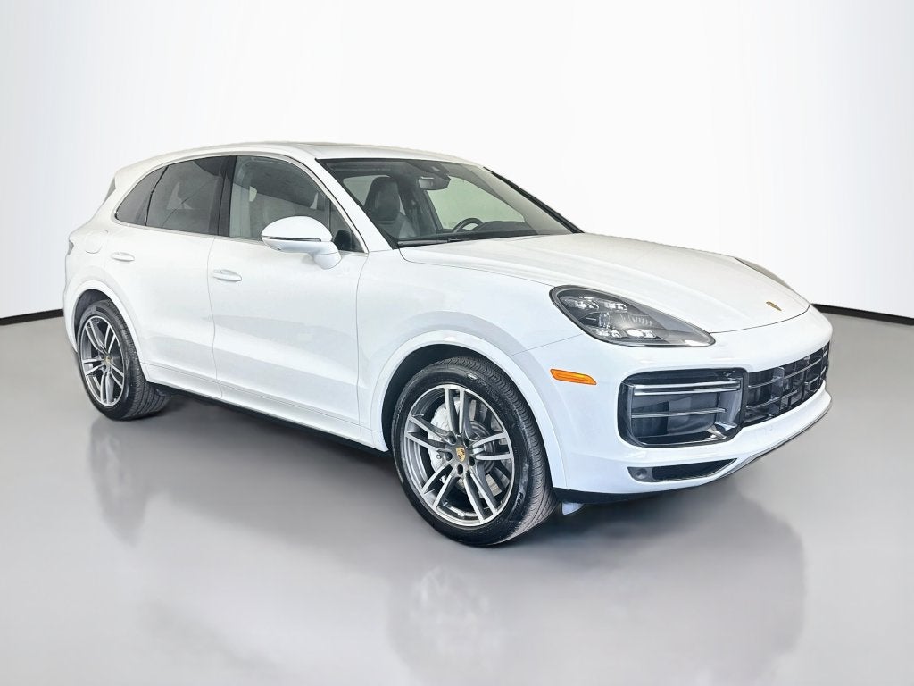 2023 Porsche Cayenne Turbo