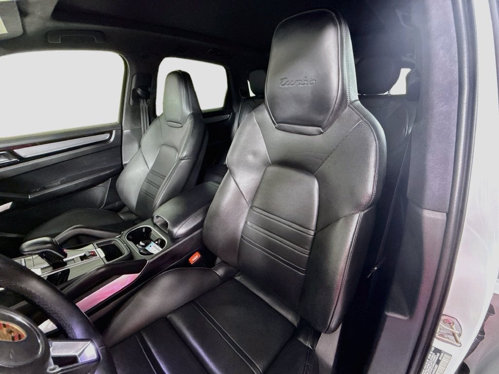 2023 Porsche Cayenne Turbo