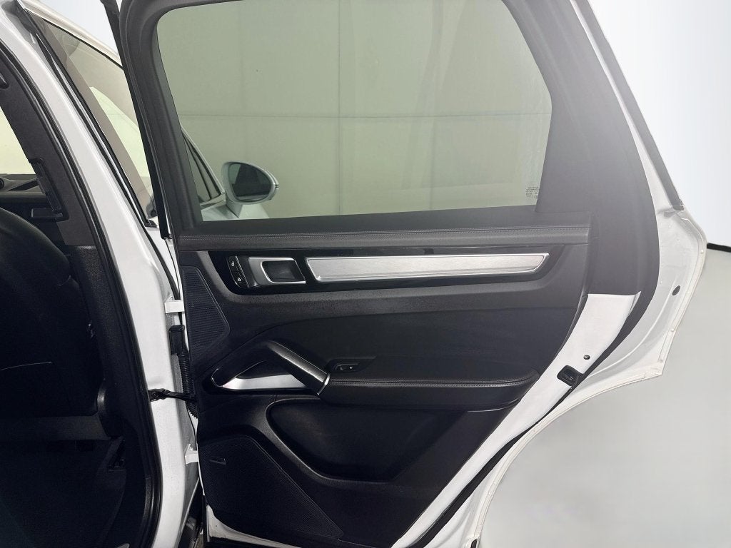 2023 Porsche Cayenne Turbo