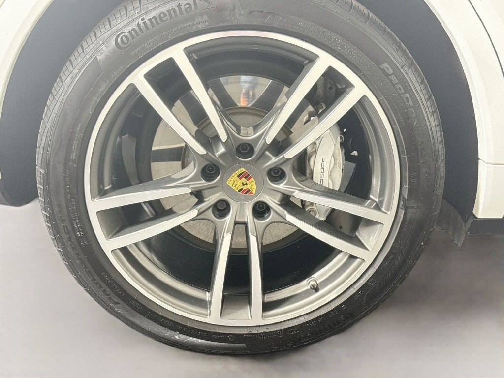2023 Porsche Cayenne Turbo