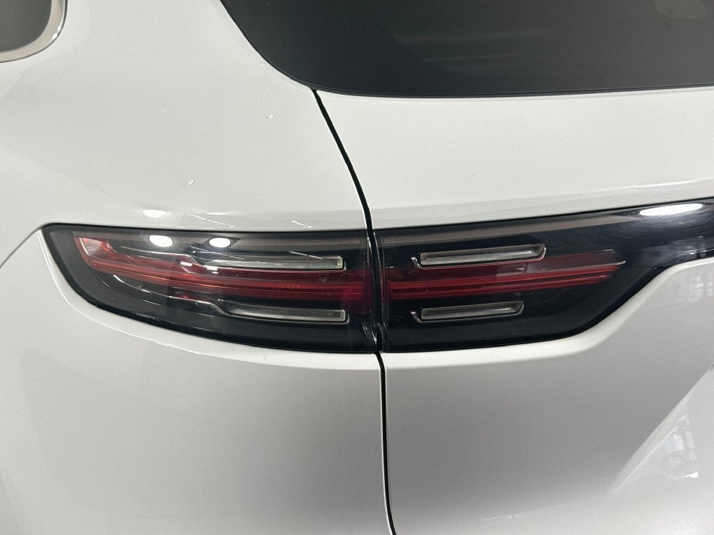 2023 Porsche Cayenne Turbo
