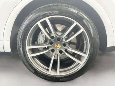 2023 Porsche Cayenne Turbo
