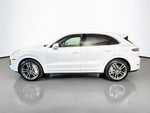 2023 Porsche Cayenne Turbo