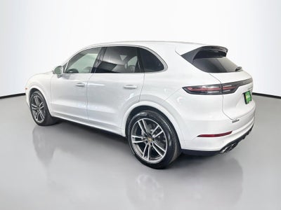 2023 Porsche Cayenne Turbo