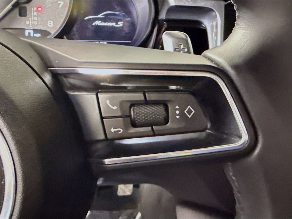 2022 Porsche Macan S
