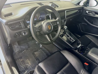 2022 Porsche Macan S