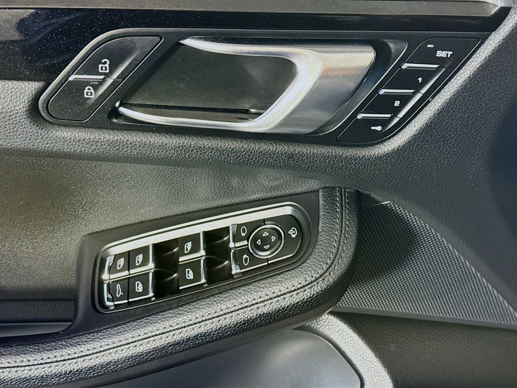 2022 Porsche Macan S