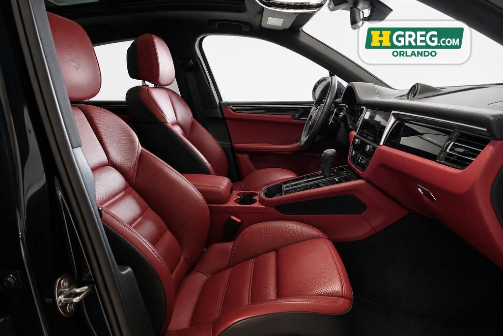 2022 Porsche Macan S