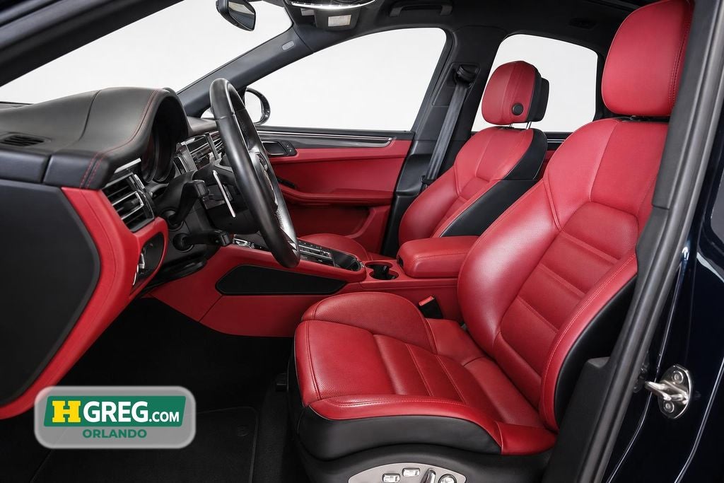 2022 Porsche Macan S