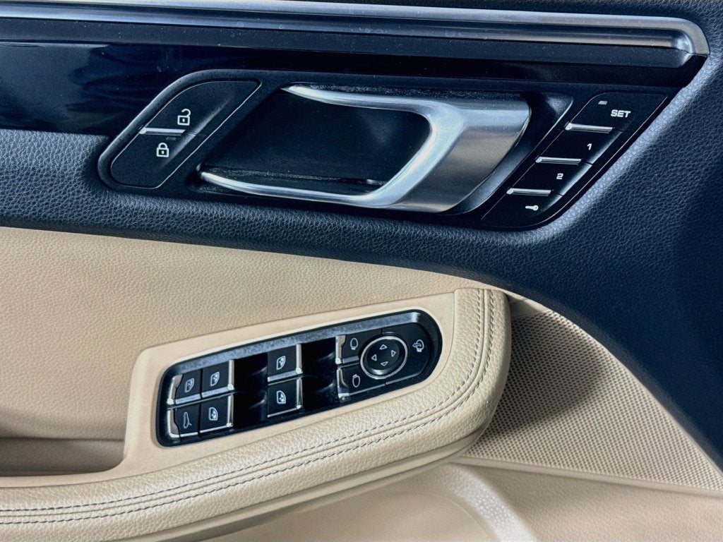 2023 Porsche Macan S