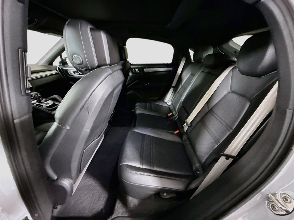 2023 Porsche Cayenne Coupe Platinum Edition