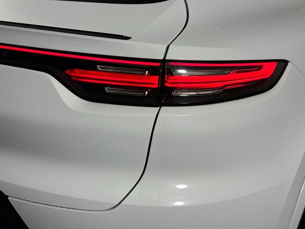 2023 Porsche Cayenne Coupe Platinum Edition