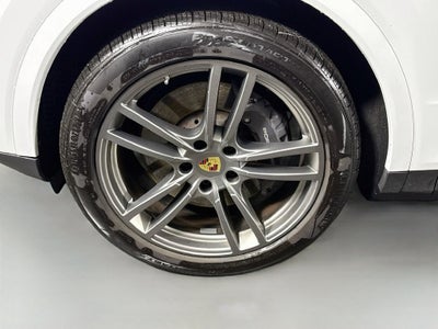 2023 Porsche Cayenne Coupe Platinum Edition