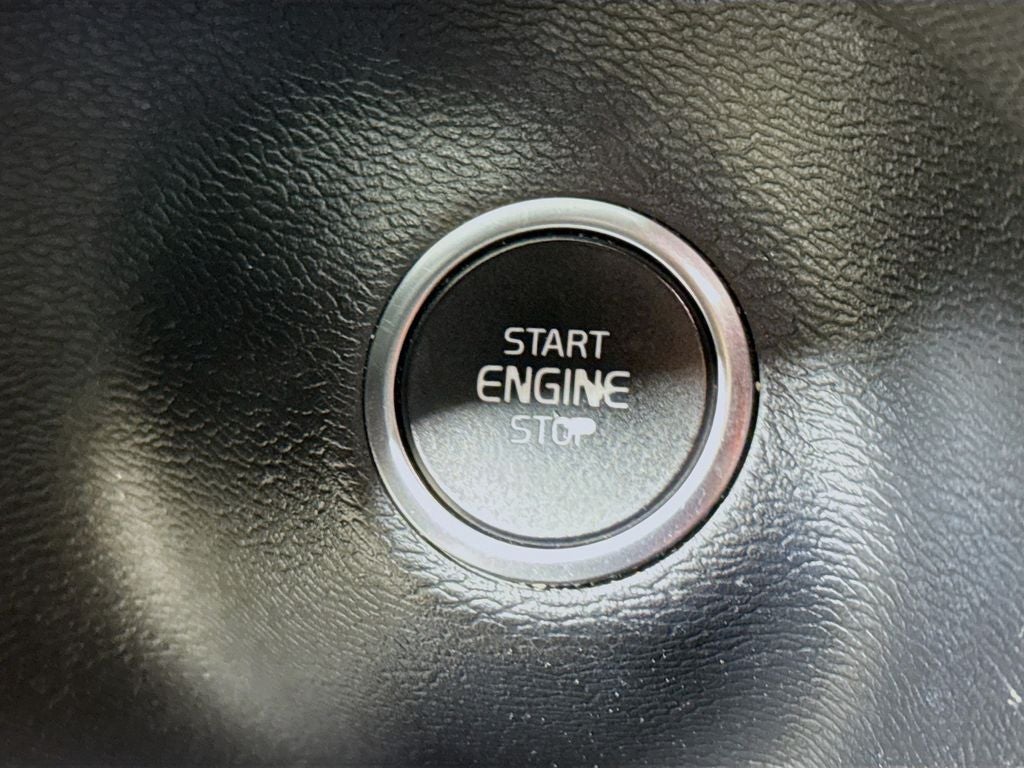2019 Volvo XC40 Momentum