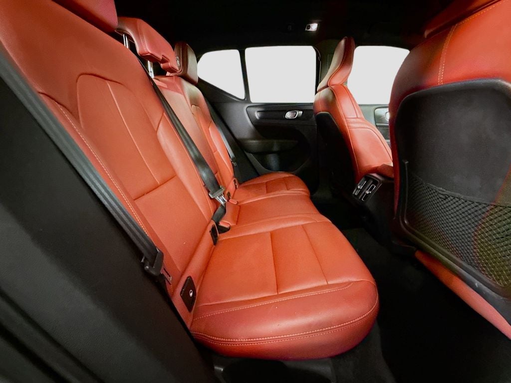 2019 Volvo XC40 Momentum