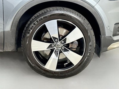 2019 Volvo XC40 Momentum