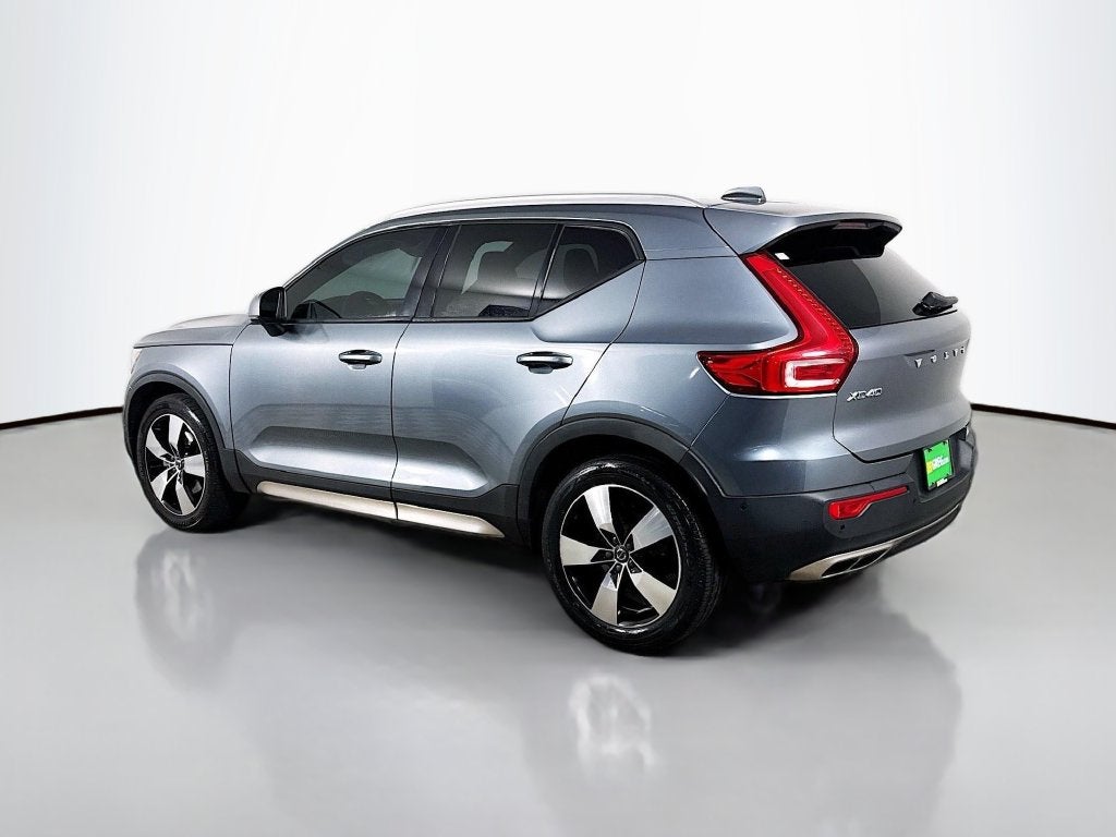 2019 Volvo XC40 Momentum