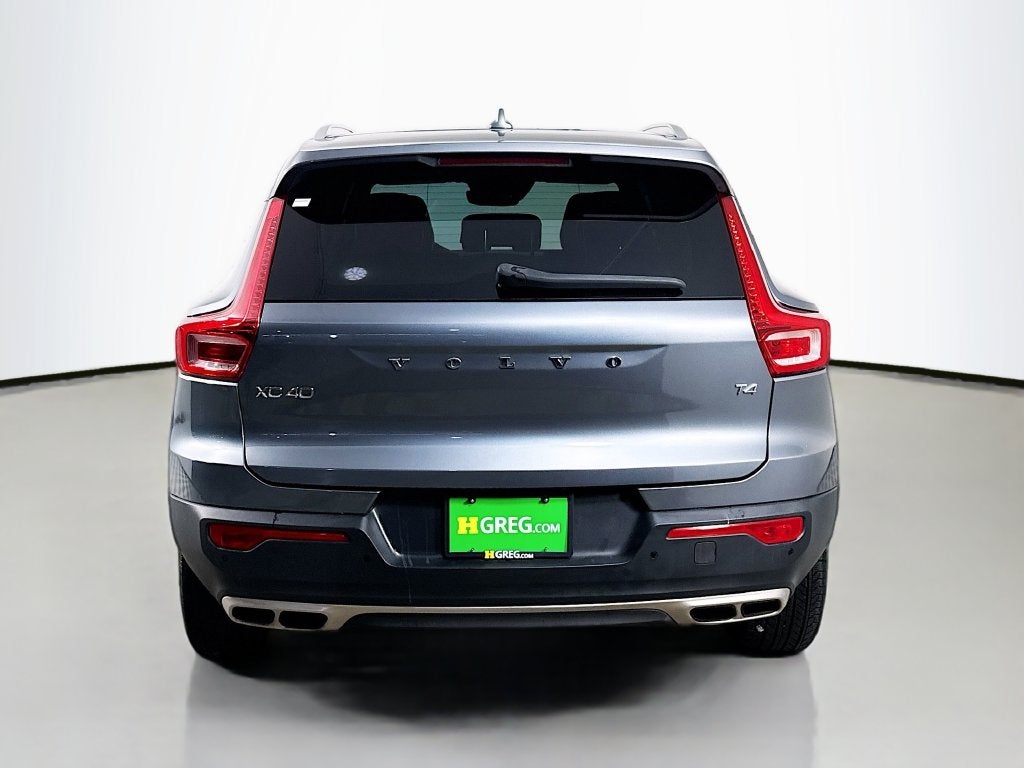 2019 Volvo XC40 Momentum