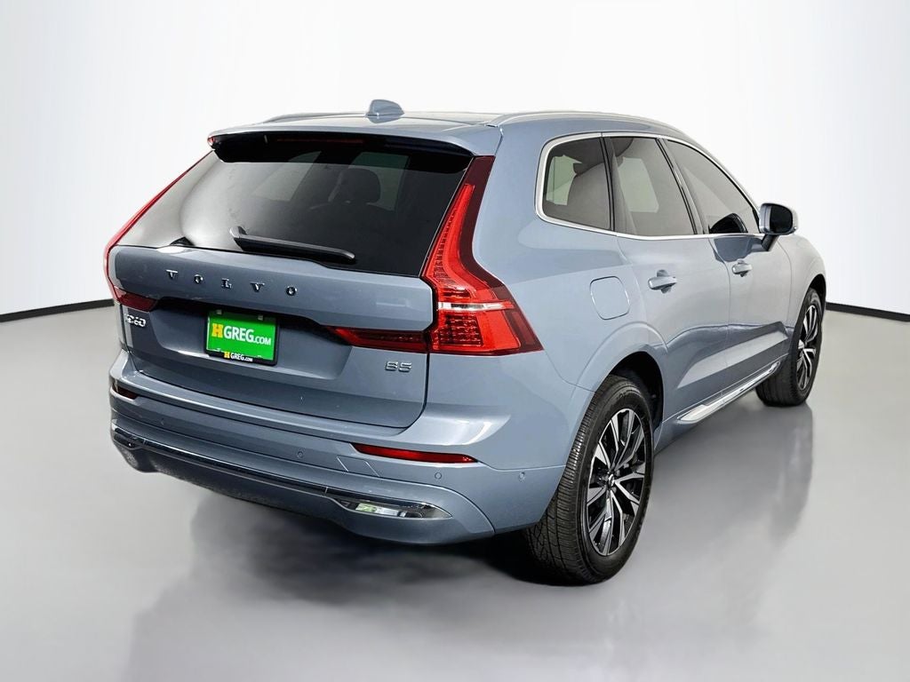 2023 Volvo XC60 B5 Plus Bright Theme