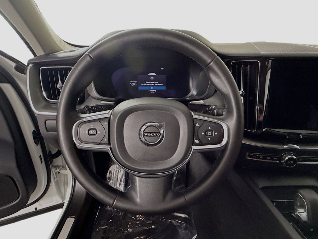 2023 Volvo XC60 B5 Core