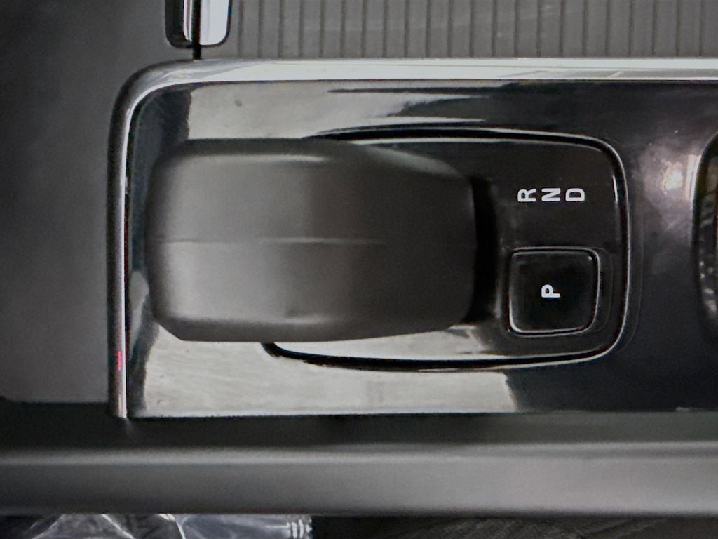 2023 Volvo XC60 B5 Core