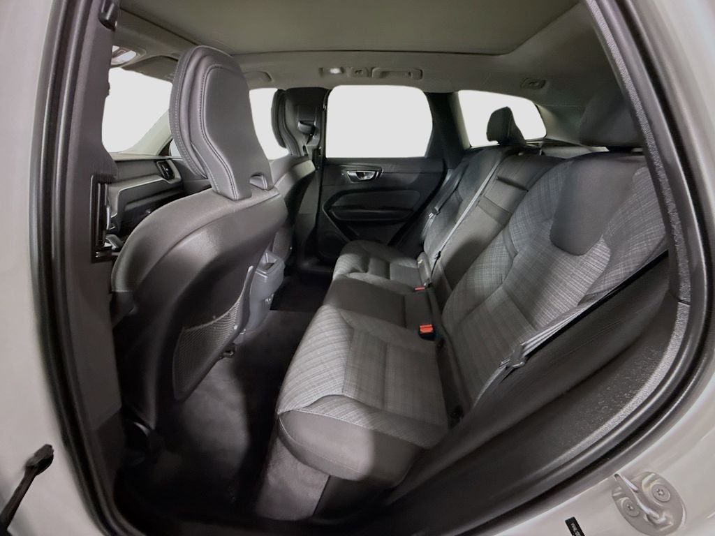 2023 Volvo XC60 B5 Core