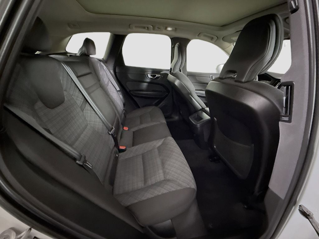 2023 Volvo XC60 B5 Core