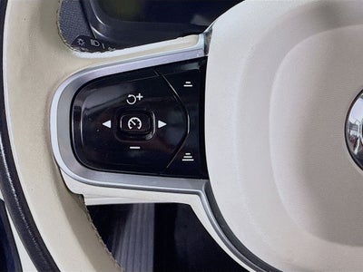 2023 Volvo XC90 B5 Core