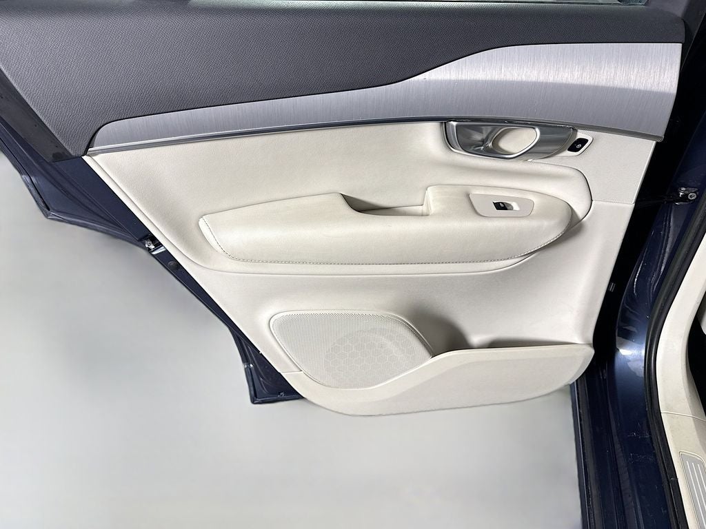 2023 Volvo XC90 B5 Core