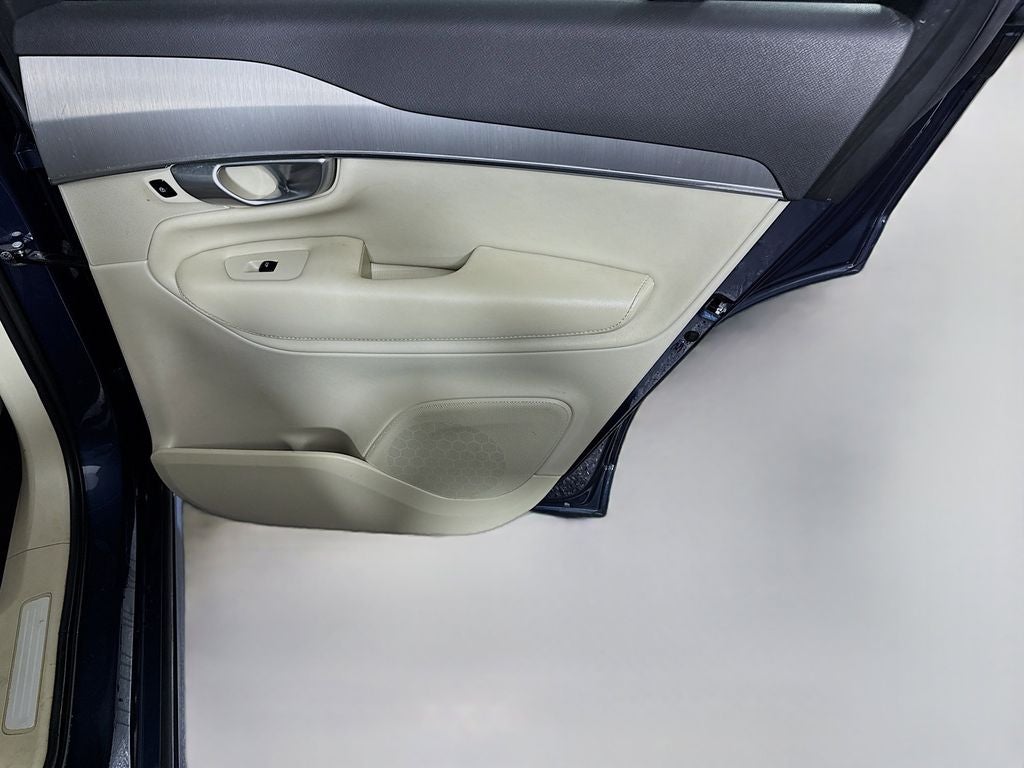 2023 Volvo XC90 B5 Core