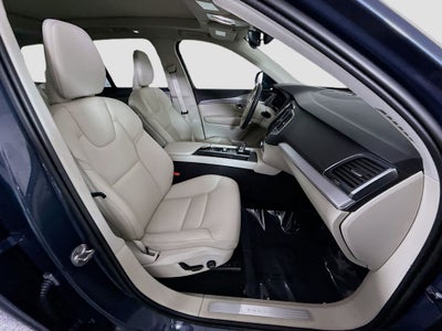 2023 Volvo XC90 B5 Core