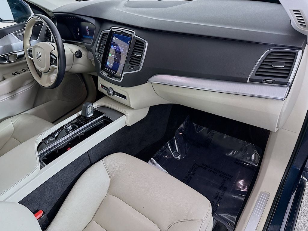 2023 Volvo XC90 B5 Core