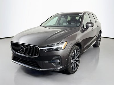 2023 Volvo XC60 B5 Ultimate Bright Theme