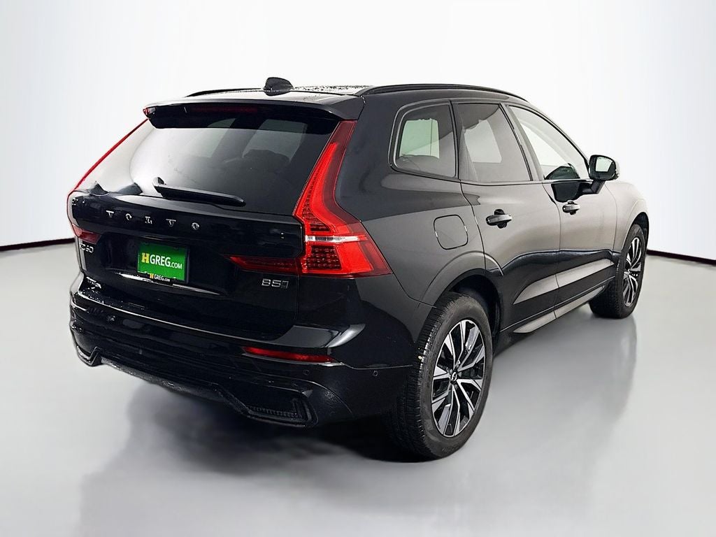 2025 Volvo XC60 B5 Plus