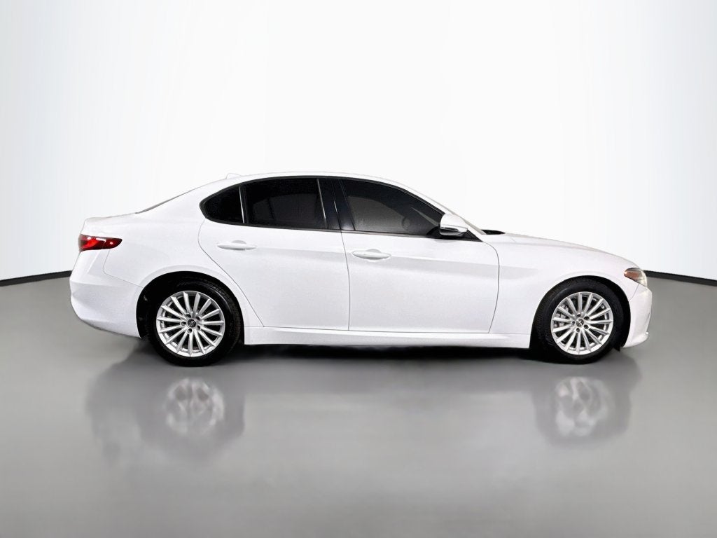2022 Alfa Romeo Giulia Sprint
