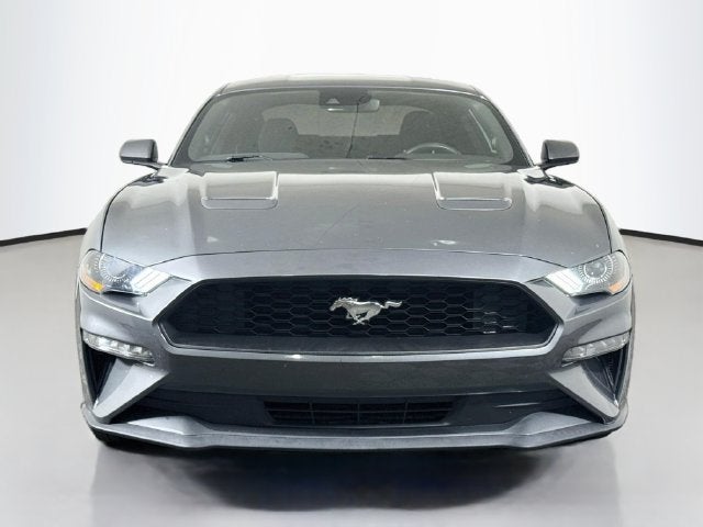 2022 Ford Mustang EcoBoost