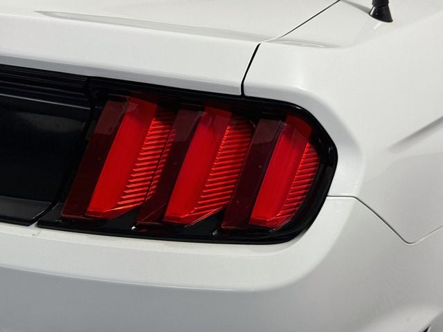 2017 Ford Mustang V6