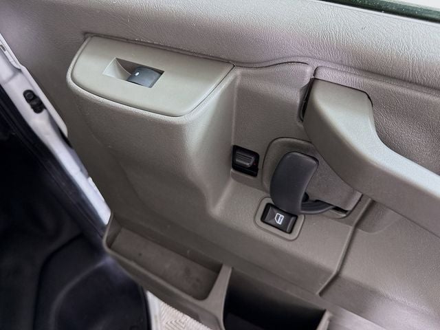 2017 Chevrolet Express 2500 Work Van Cargo