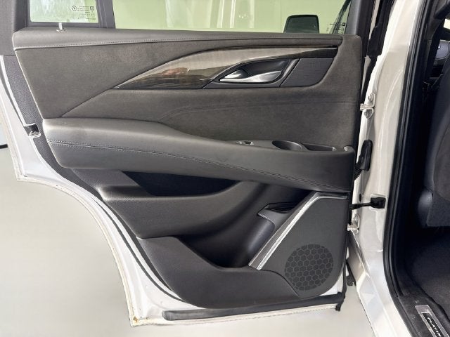 2019 Cadillac Escalade Platinum Edition