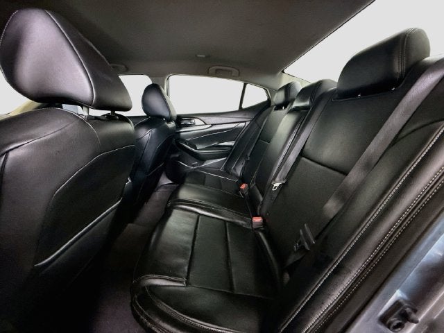 2023 Nissan Maxima SV